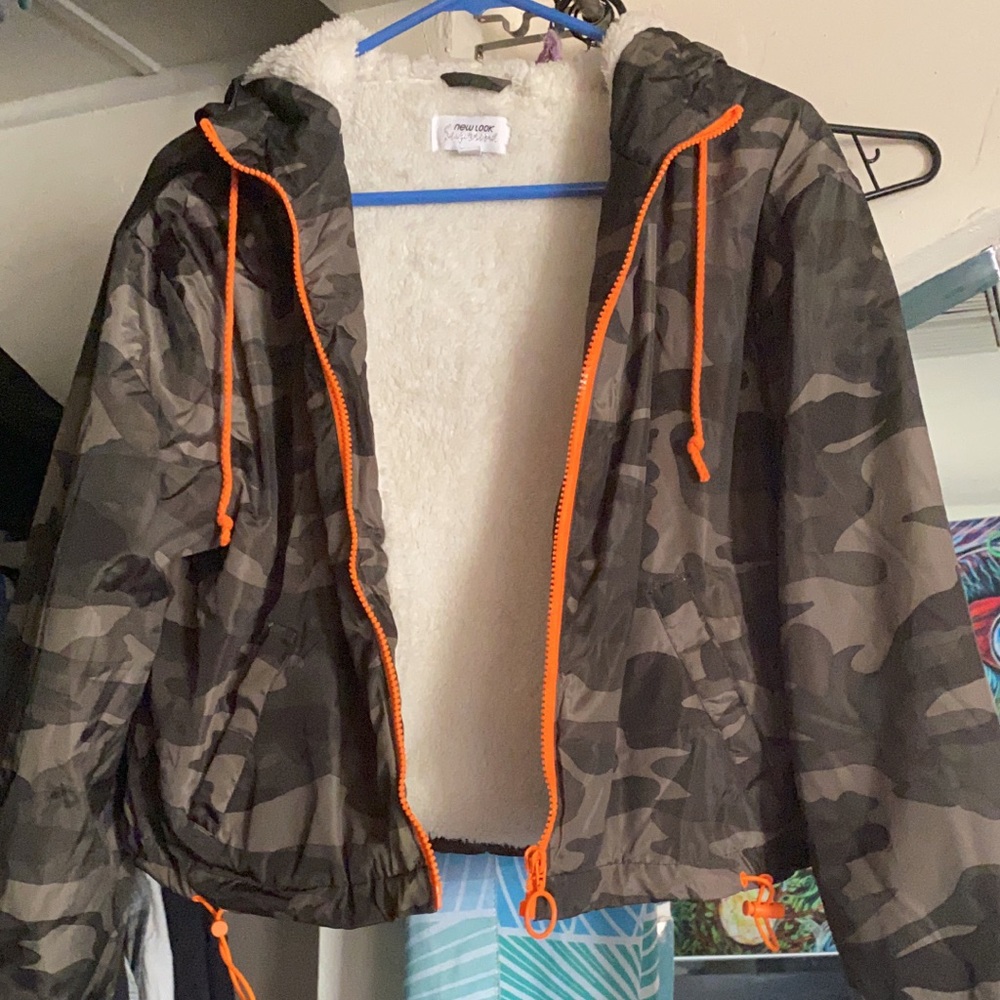 Fleece lined camp crop jacket